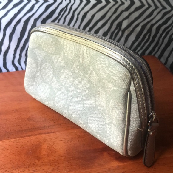 Small coach handbag - Picture 2 of 4